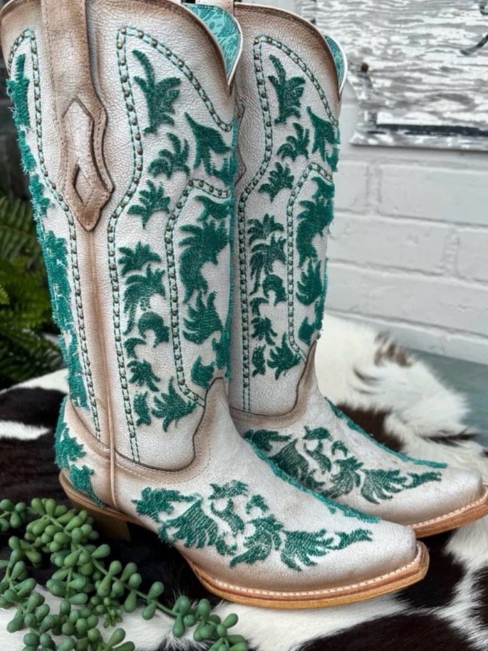 Corral White & Teal Western Heeled Boots